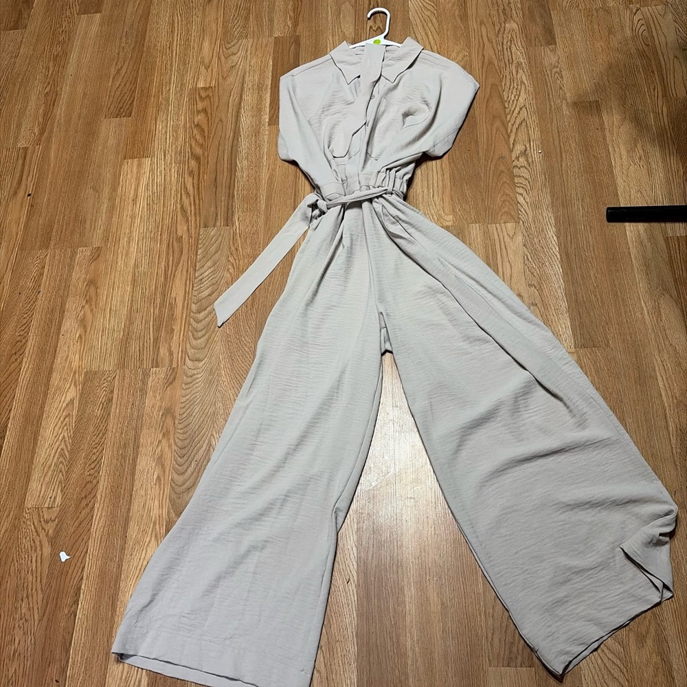 🤍✨ A New Day | Beige Button-Front Tie Waist Jumper | Size Large